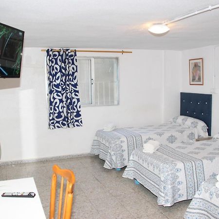 Pension La Lambra Azul Alicante Extérieur photo
