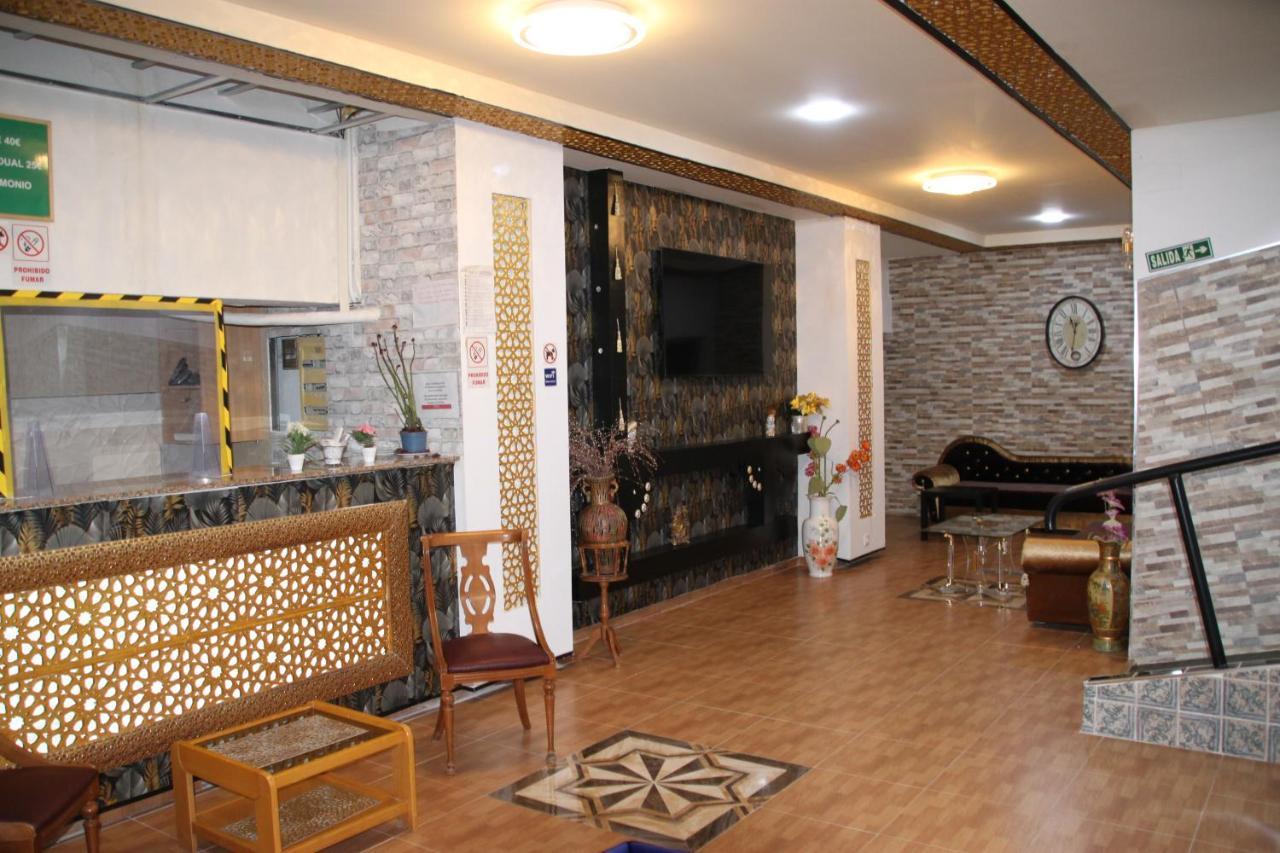 Pension La Lambra Azul Alicante Extérieur photo