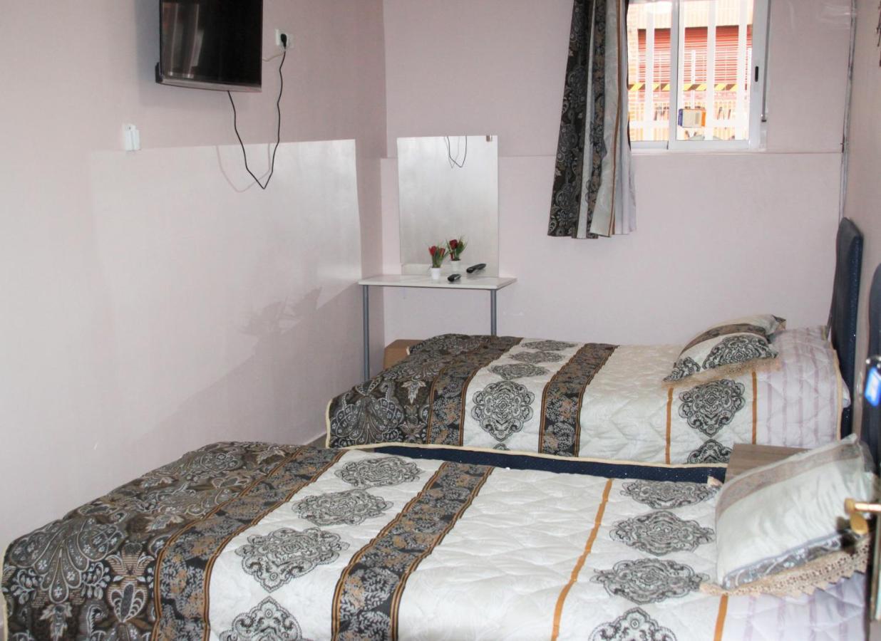Pension La Lambra Azul Alicante Extérieur photo