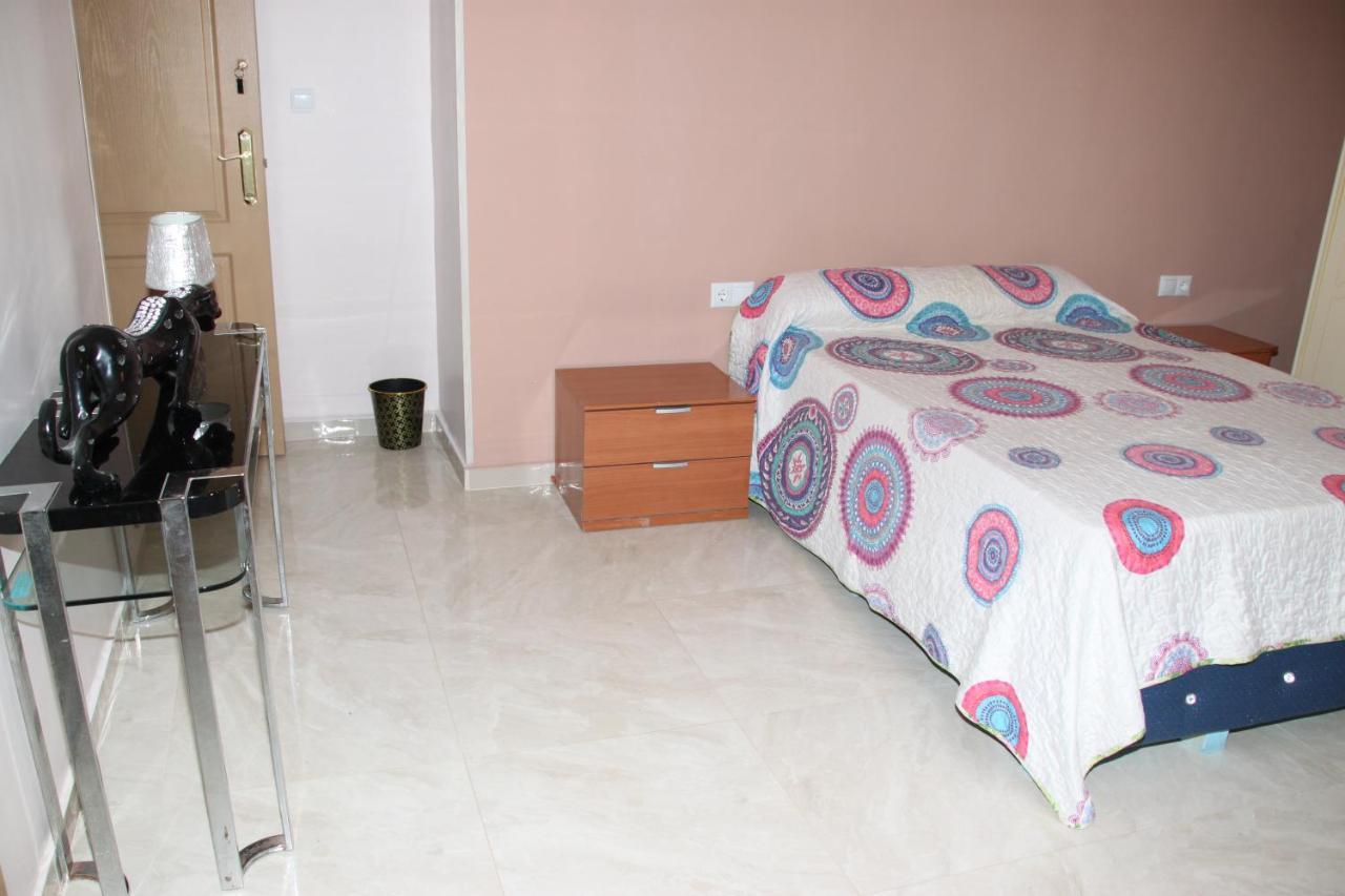 Pension La Lambra Azul Alicante Extérieur photo
